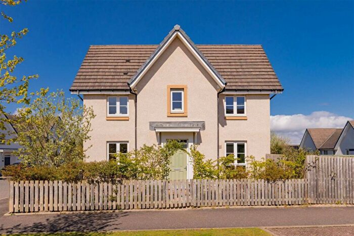 3 Bedroom House For Sale In Craws Close, South Queensferry, EH30