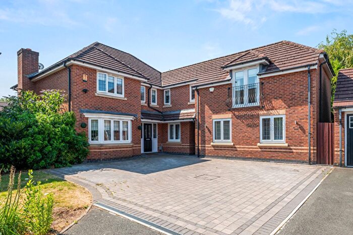 6 Bedroom Detached House For Sale In Olympia Place, Great Sankey, WA5