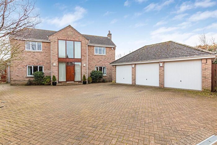 Link Detached House For Sale In Mitchells Yard, Wilburton, Ely, CB6