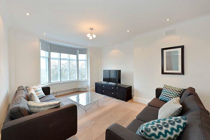 5 Bedroom Flat To Rent In Strathmore Court, St John's Wood, Park Road, London, NW8