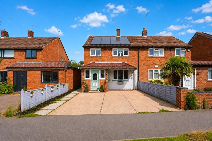 4 Bedroom Semi-Detached House For Sale In Five Acres, London Colney, St. Albans, Hertfordshire, AL2