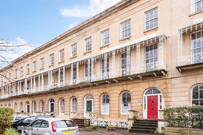 1 Bedroom Flat For Sale In Queens Parade, Cheltenham, GL50
