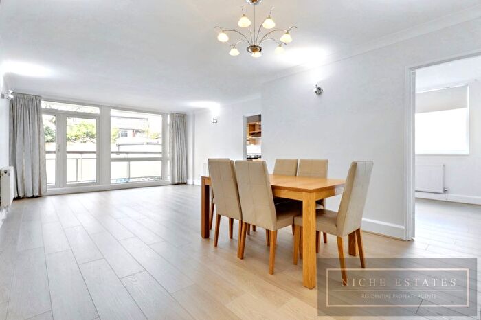 2 Bedroom Flat To Rent In Regents Park Road, London, N3