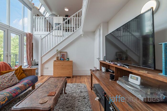 3 Bedroom Flat To Rent In Sherriff Road, London, NW6