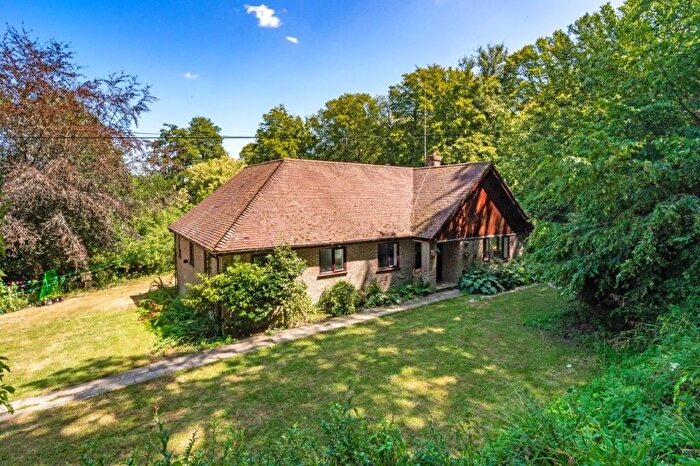 4 Bedroom Detached Bungalow For Sale In Beechwood, Sheepstreet Lane, Etchingham, East Sussex, TN19