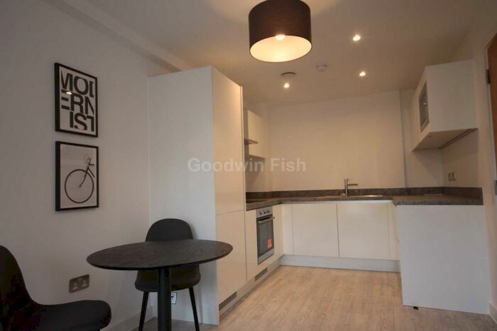 1 Bedroom Apartment To Rent In Middlewood Plaza, Craven Street, Salford, M5