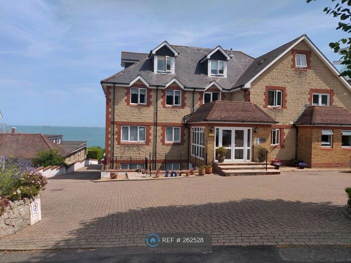 2 Bedroom Flat To Rent In Luccombe Road, Shanklin, PO37