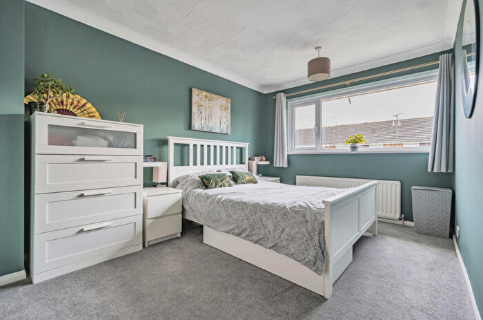 3 Bedroom Terraced House For Sale In Farnham Close, Rainham, Gillingham, Kent, ME8