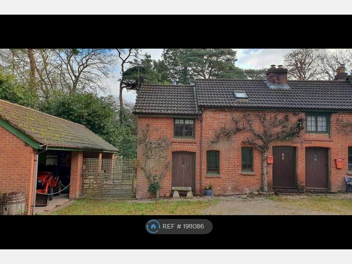 2 Bedroom Semi-Detached House To Rent In The Cider Press, Woodbury, Exeter, EX5
