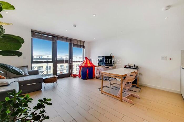 1 Bedroom Apartment To Rent In Ann Street, Angel, N1