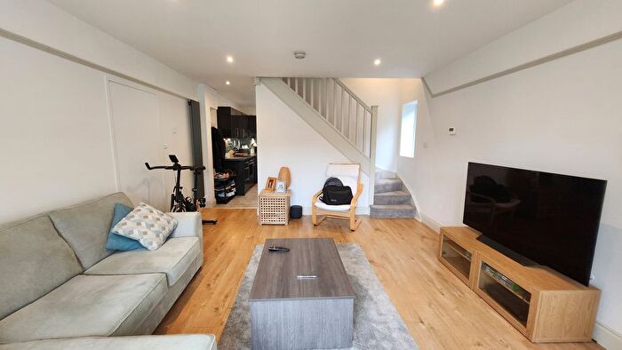 2 Bedroom End Of Terrace House To Rent In Gallows Hill Lane, Abbots Langley, Hertfordshire, WD5