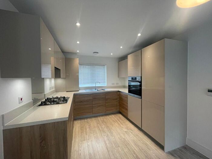 3 Bedroom Terraced House To Rent In Five Oaks Lane, Chigwell, Essex, IG7
