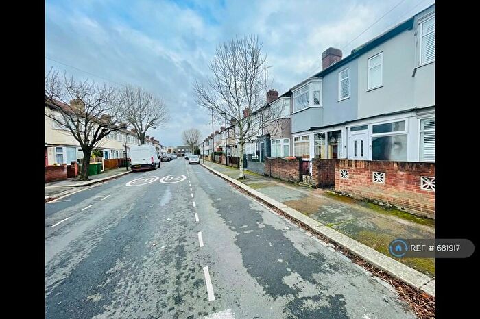 3 Bedroom Terraced House To Rent In Gresham Road, London, E16