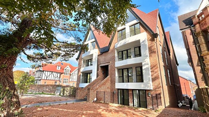 2 Bedroom Property To Rent In Shorncliffe Road, Folkestone, CT20