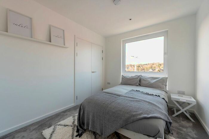 2 Bedroom Flat To Rent In Calum Court, Central Purley, Purley, CR8