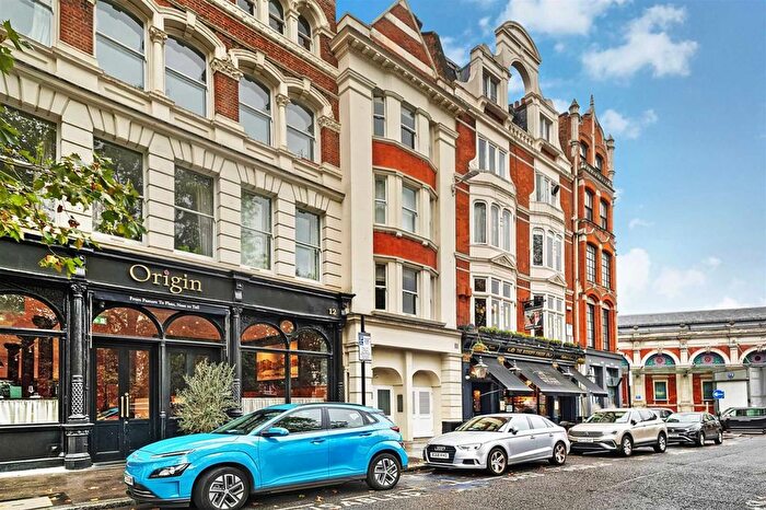 1 Bedroom Flat For Sale In West Smithfield, London, EC1A