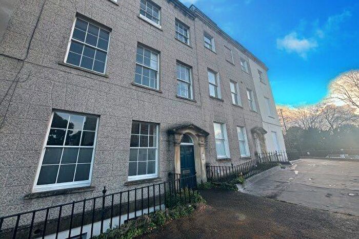 2 Bedroom Flat To Rent In Richmond Terrace, Bristol, BS8
