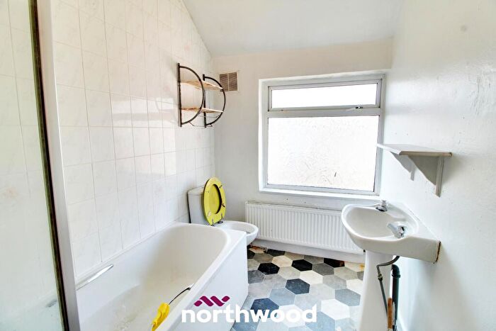 3 Bedroom Terraced House For Sale In Balfour Road, Bentley, Doncaster, DN5