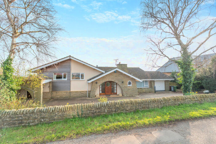 4 Bedroom Detached House For Sale In Goodens Lane, Great Doddington, NN29