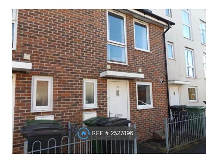 2 Bedroom Terraced House To Rent In Charlbury Lane, Basingstoke, RG24
