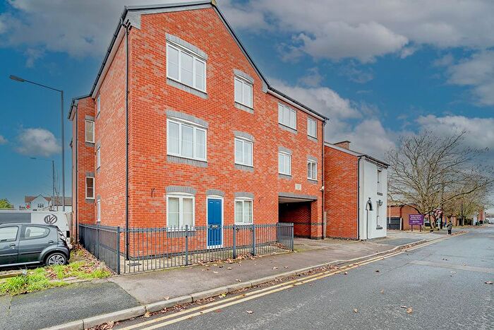 2 Bedroom Flat For Sale In Broad Street, Cannock, WS11
