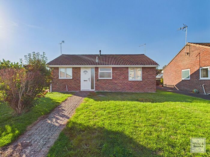 2 Bedroom Detached Bungalow For Sale In St. Georges Walk, Eastergate, PO20