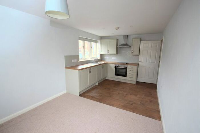2 Bedroom Flat To Rent In Bennetts Mill Close, Woodhall Spa, LN10