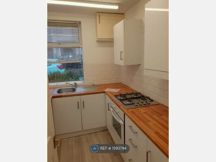 2 Bedroom Bungalow To Rent In Whitstable, Whitstable, CT5