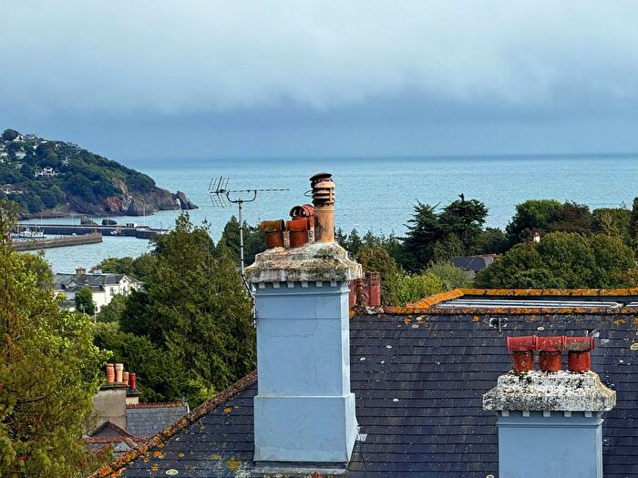 4 Bedroom Detached House For Sale In Thorne Park Road, Torquay, TQ2