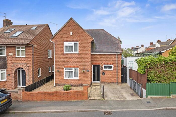 3 Bedroom Detached House To Rent In Stanley Street, Rothwell, NN14