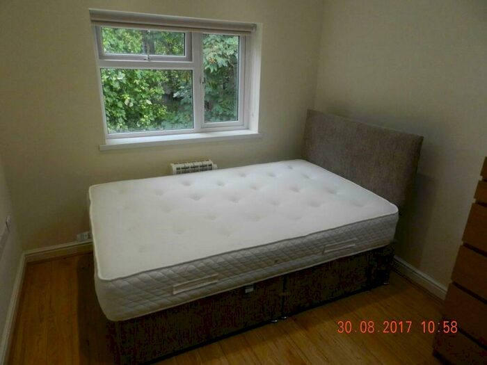 1 Bedroom House To Rent In Gordon Road, Cathays, CF24