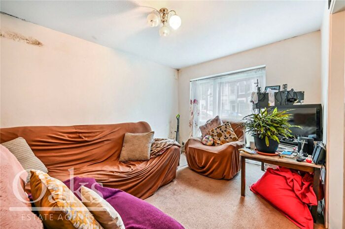 1 Bedroom Flat For Sale In Cunliffe Street, London, SW16