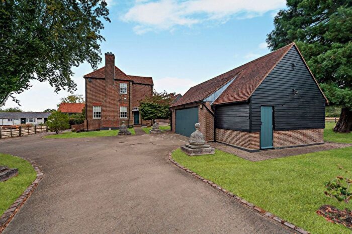 4 Bedroom Property To Rent In Saratt, Rickmansworth, Hertfordshire, WD3