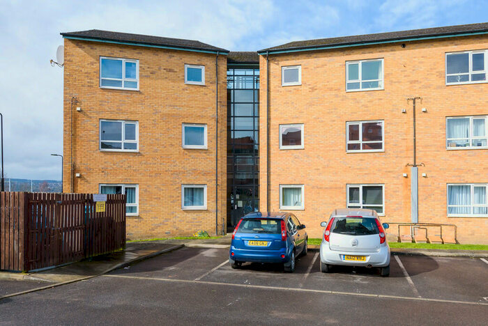 2 Bedroom Apartment To Rent In Park Grange Mount, Norfolk Park, S2