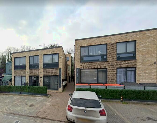 2 Bedroom Flat To Rent In Lancaster Road, New Barnet, Barnet, EN4