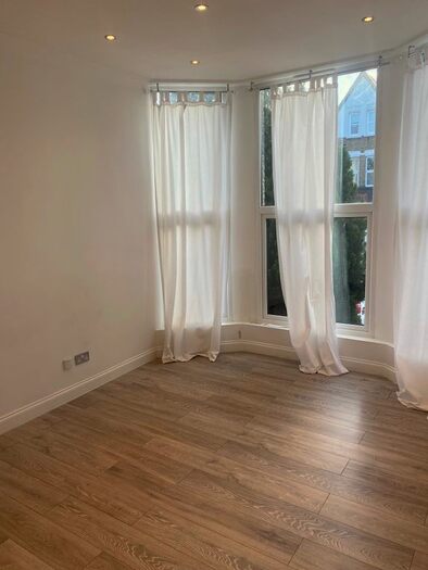 1 Bedroom Flat To Rent In St Peters Road, Croydon, CR0