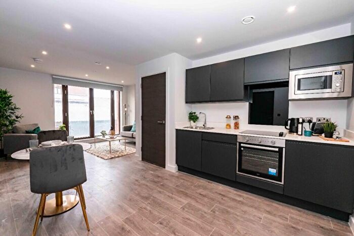 1 Bedroom Apartment To Rent In Crump Street, Liverpool, Merseyside, L1