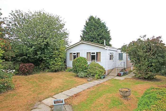 2 Bedroom Detached House For Sale In Crag View, Overdale Park, Skipton, BD23