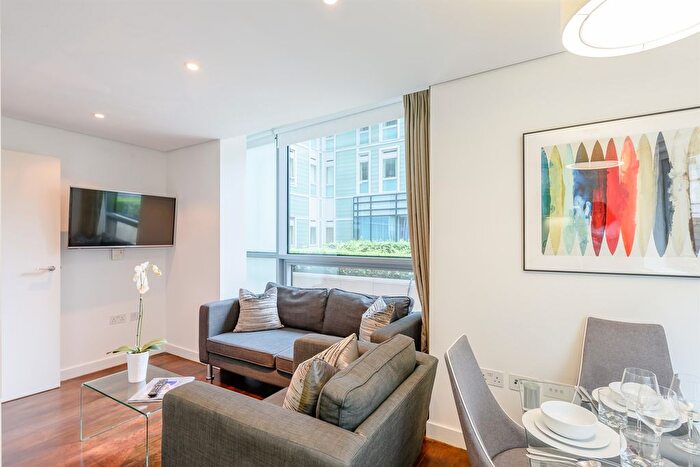 3 Bedroom Flat To Rent In Merchant Square East, Paddington, London, W2