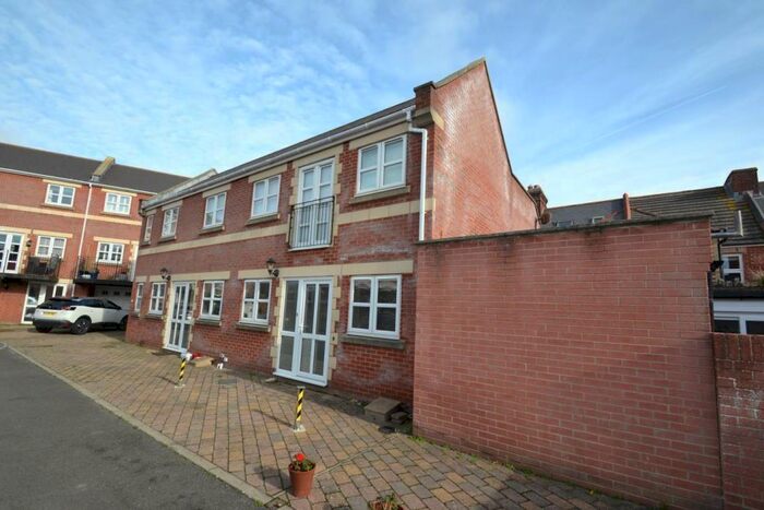 2 Bedroom Flat To Rent In Swanage, BH19