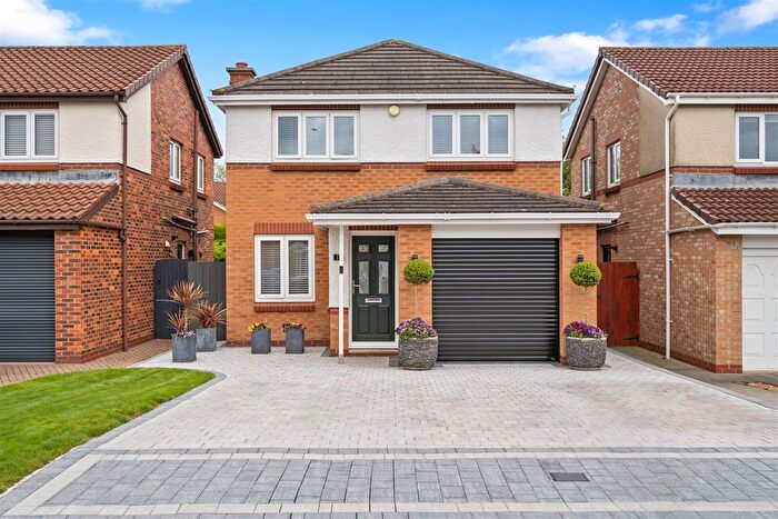 3 Bedroom Detached House For Sale In Fareham Close, Hartlepool, TS25
