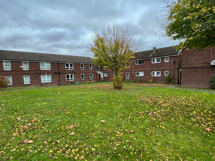 2 Bedroom Apartment To Rent In Ormand Way, Jordanthorpe, S8