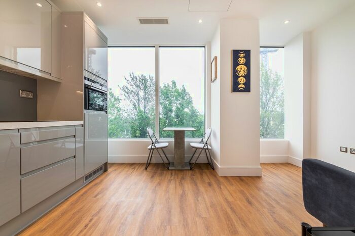 Studio To Rent In West Gate, London, W5