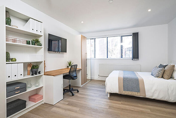 Studio To Rent In Flat, Sandfield House, Mansfield Road, Nottingham, NG1