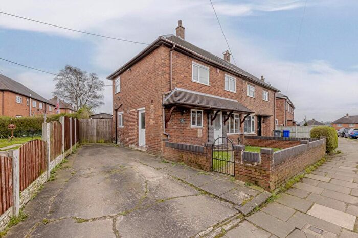 3 Bedroom Semi Detached House For Sale In Pinfold Avenue, Stoke On Trent, ST6
