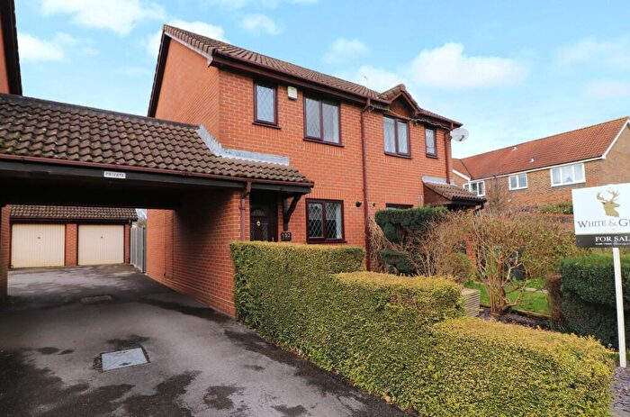 2 Bedroom Semi Detached House For Sale In Stirling Crescent, Hedge End, SO30