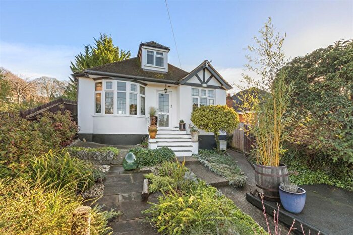 4 Bedroom Bungalow For Sale In Coningsby Road, High Wycombe, HP13