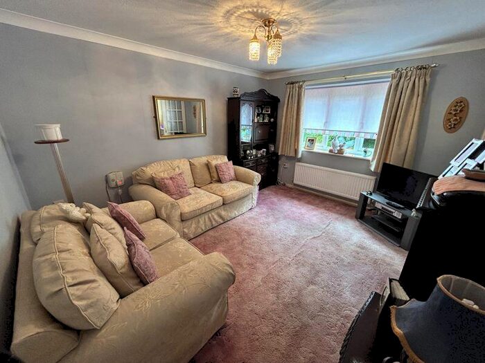 1 Bedroom Flat For Sale In Coed Coch Road, Old Colwyn, LL29