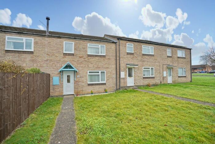 3 Bedroom Terraced House For Sale In Drings Close, Over, Cambridge, Cambridgeshire CB24