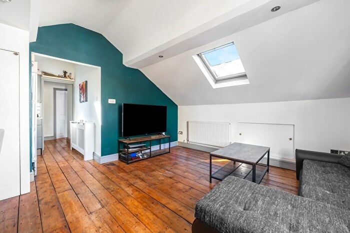 2 Bedroom Apartment For Sale In Springfield Road, Brighton, BN1